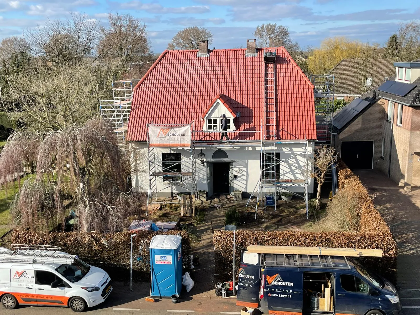 Daklekkage inspectie op hellend dak